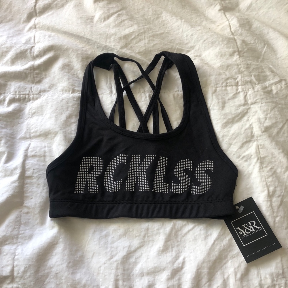 Sahara Sports Bra- Black Y&R